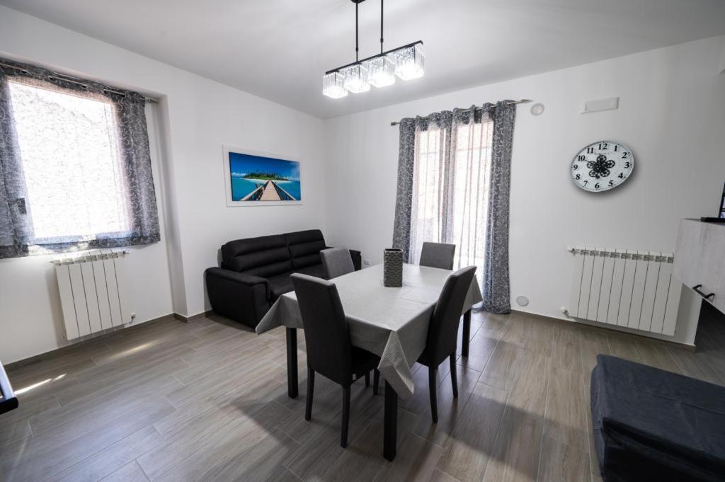 Ava Vacation Home Borgetto Bagian luar foto